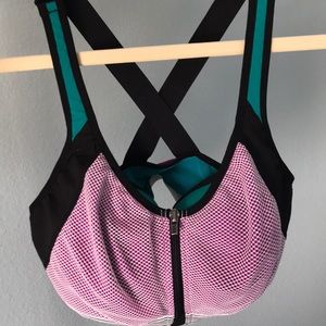 Victoria’s Secret sport bra 34D